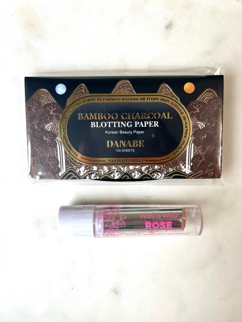 💜 SET OF 2, Bamboo Charcoal Blotting Paper & Wet n Wild Rose Lip Color
